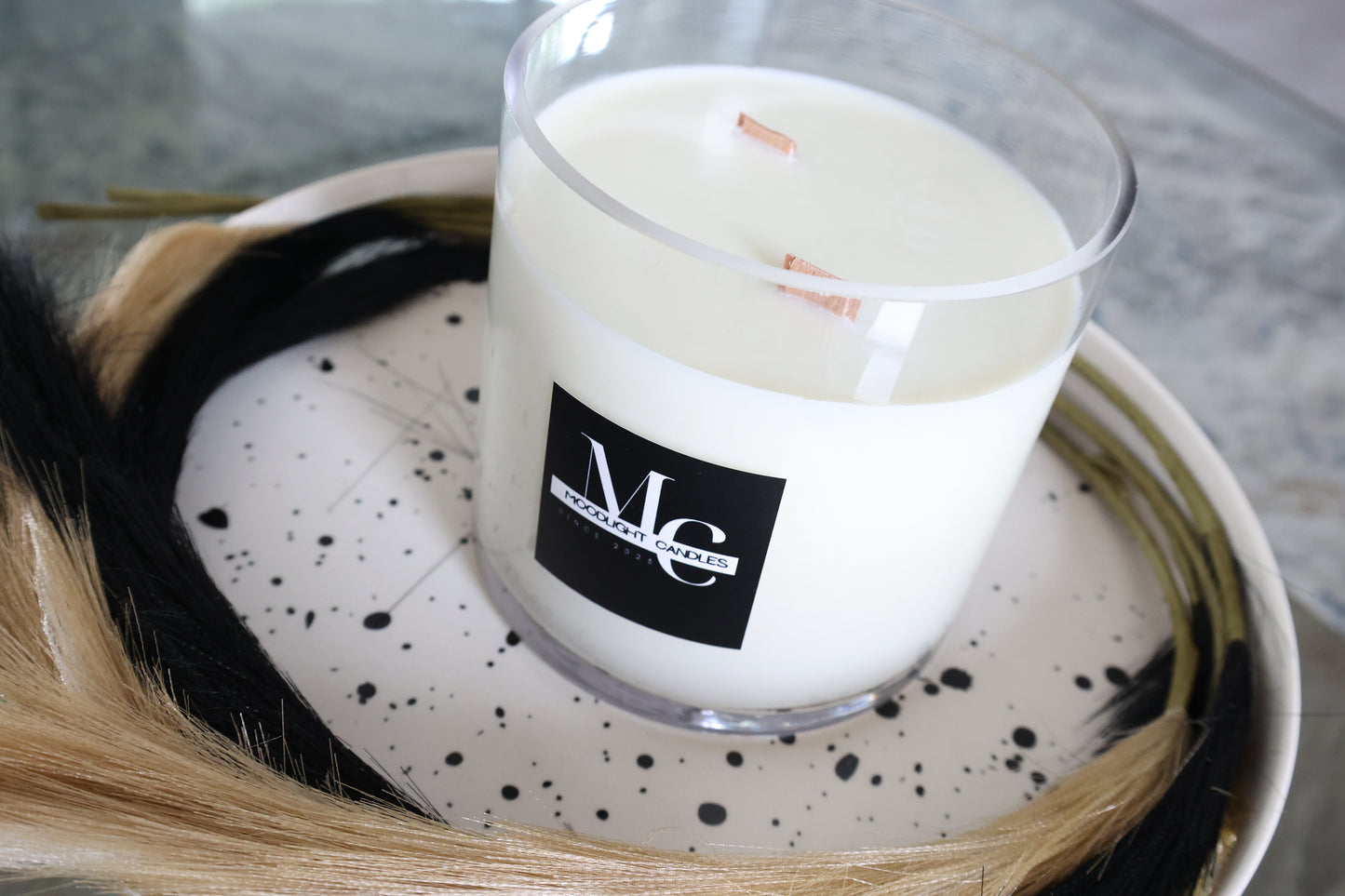 Giant Signature Vanilla Soy Wax Candle